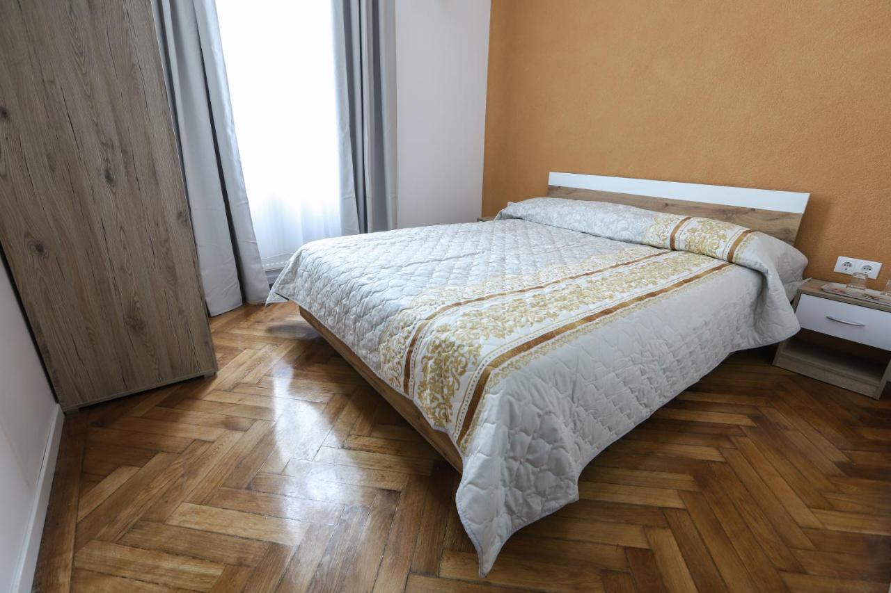 Floasiu Residence Guesthouse Sibiu Exteriör bild