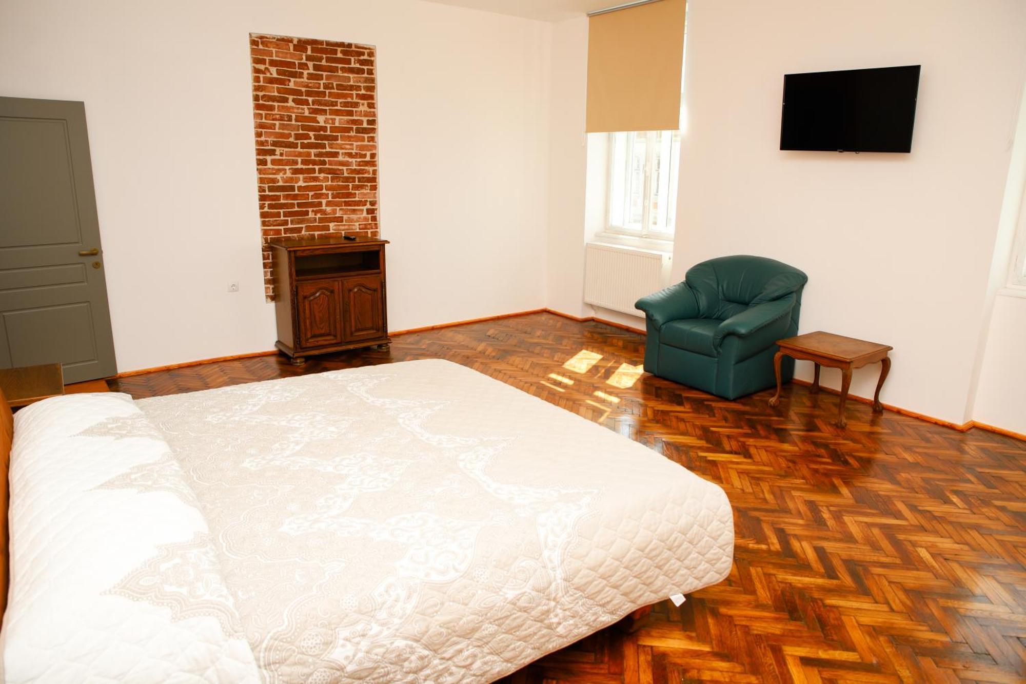 Floasiu Residence Guesthouse Sibiu Exteriör bild